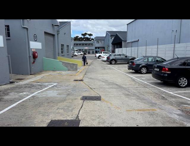 INDUSTRIAL PROPERTY TO RENT IN MAITLAND